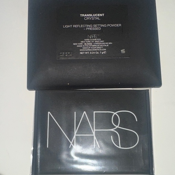 NARS Translucent Setting Powder - Light Reflecting - Picture 5 of 8